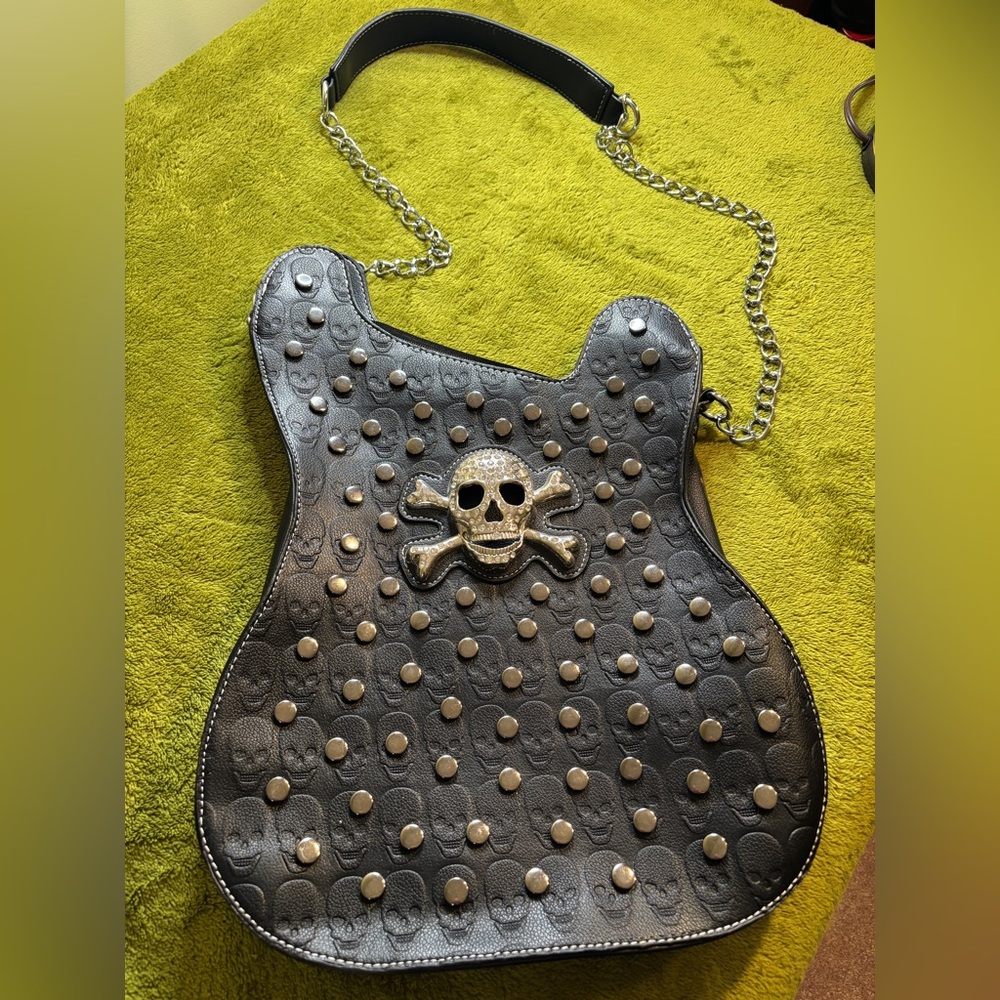Private Label Black Skull Guitar shaped Crossbody Bag